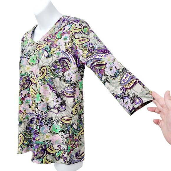 2/$20 Y2K Purple Floral Pattern Top Blouse Size: M - Picture 4 of 5